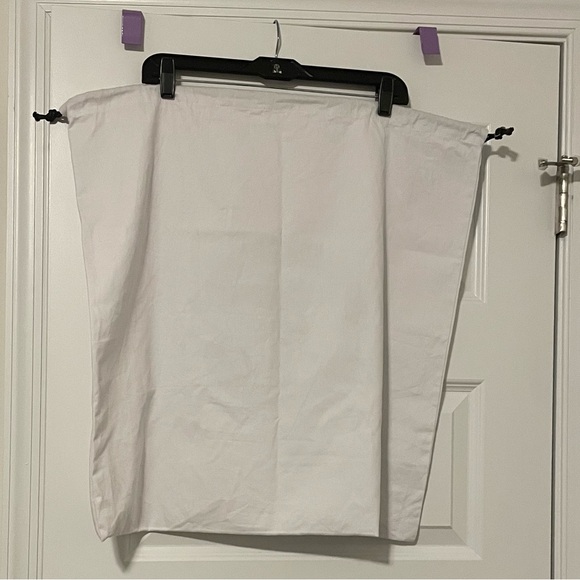Telfar | White & Black Logo Drawstring Dust Bag Brand New, Pre Owned, Never Used - Picture 7 of 13